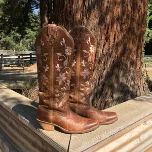 Twisted x steppin out tall cowboy boots 7.5 ariat